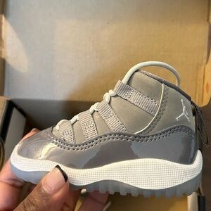 Jordan 11 Retro toddler cool grey